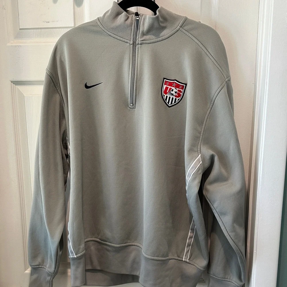 Nike Light Gray USA Soccer Quarter-Zip Therma -Fit XL - Picture 4 of 4